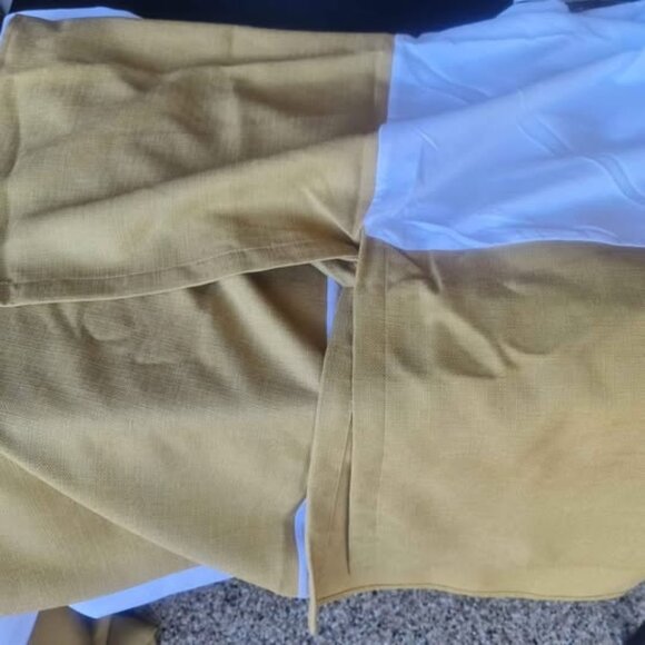 King Bed Skirt Queen's Court 15" Drop - Picture 1 of 1